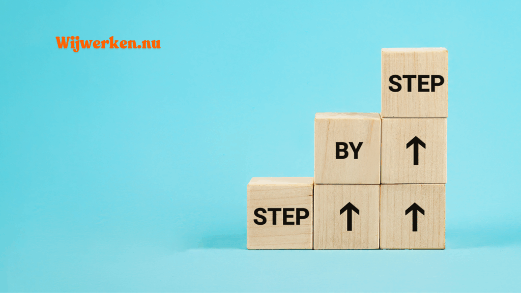 Stappenplan opgebouwd met houten blokken – visuele metafoor voor werving en selectie in fasen
